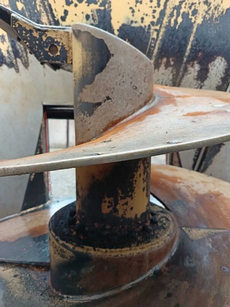 Abbey tub feeder - Image 4