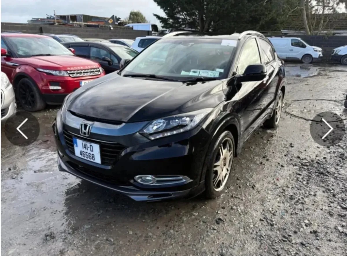 141 Honda Vezel 1.5 Hybrid no damage drive away - Image 1