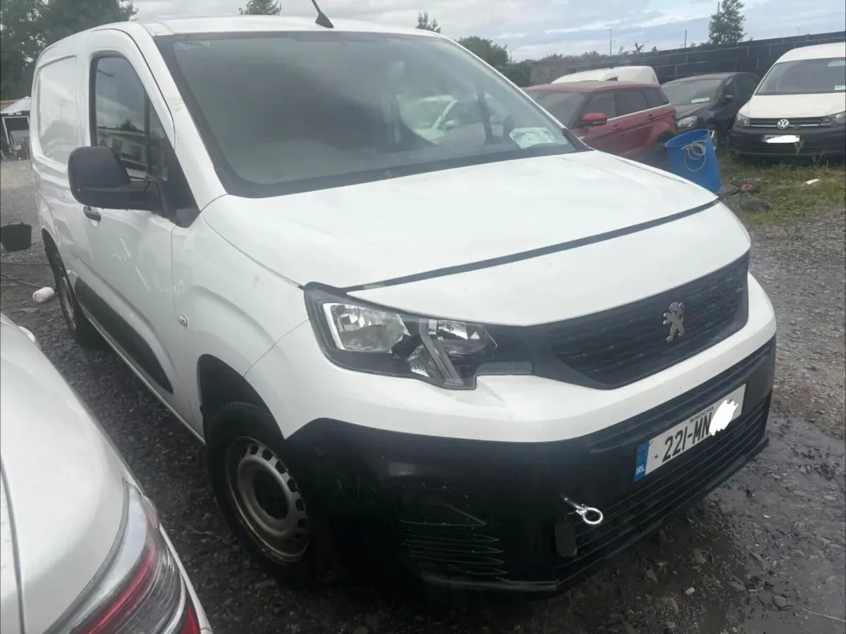 2022 Peugoet Partner engine problem - Image 2