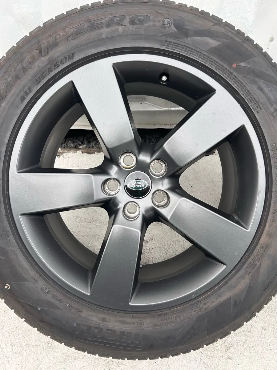 Genuine Land Rover Defender 20” Alloy Wheels - Image 3