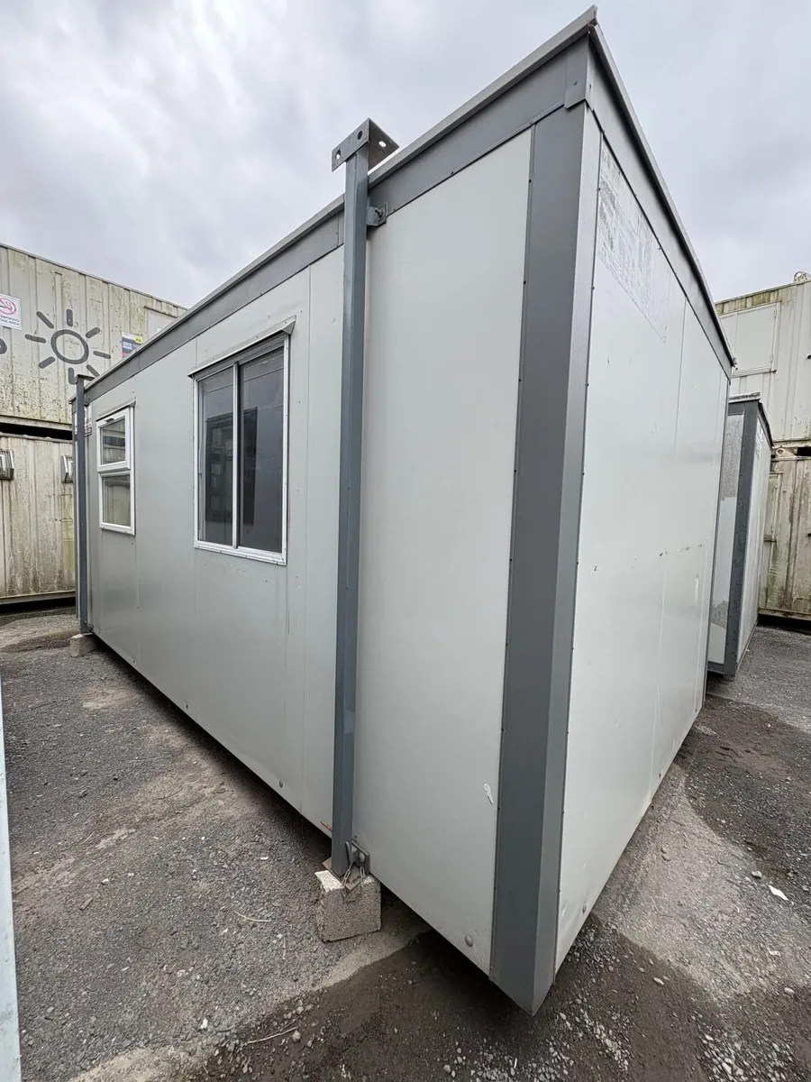 20ft x 10ft (6m x 3m) Open Plan Office - Image 1
