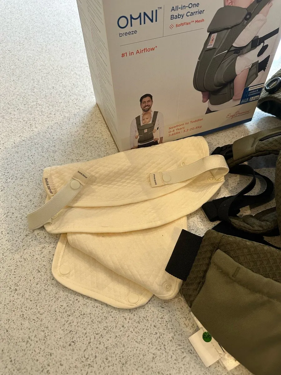 Ergobaby Omni Breeze Baby Carrier - Image 4