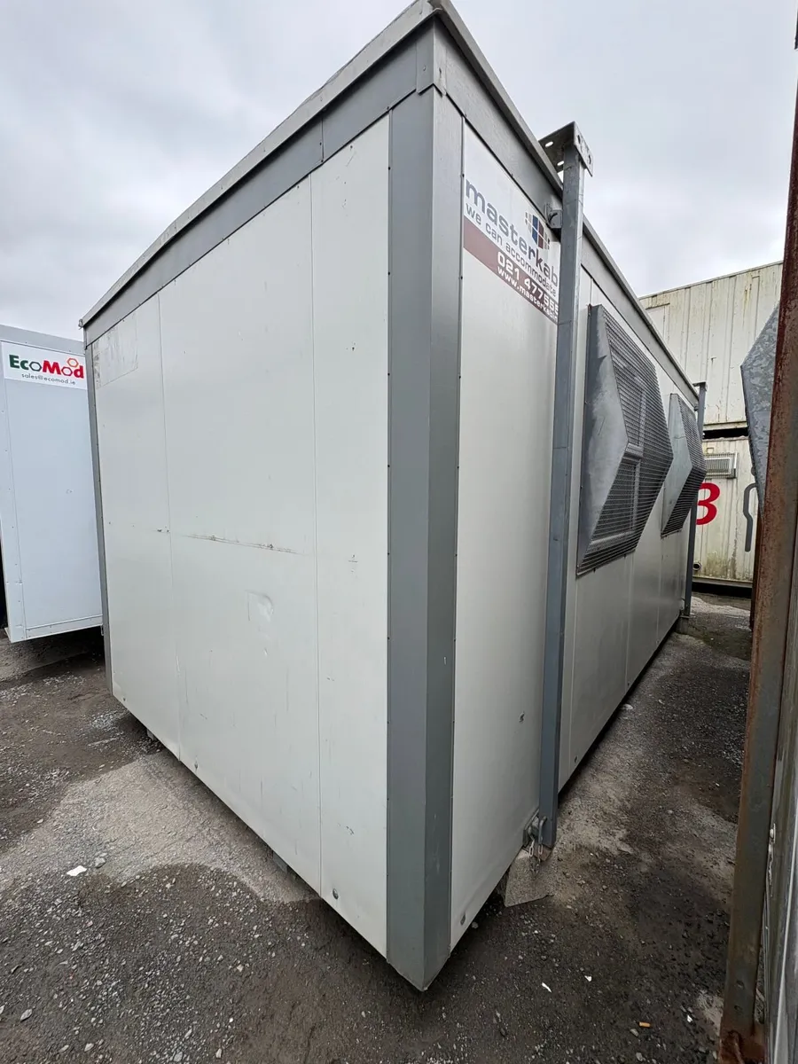 20ft x 10ft (6m x 3m) Open Plan Office - Image 2