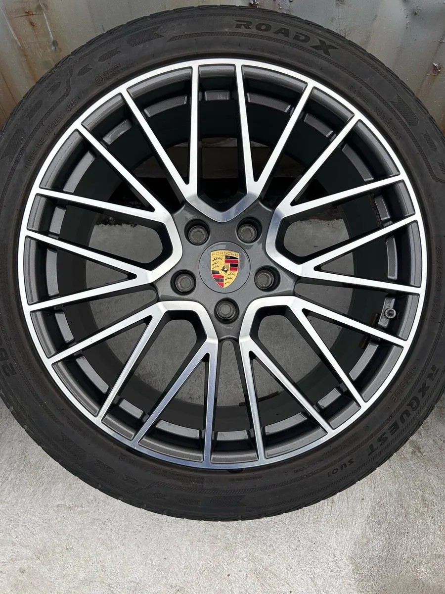 Genuine Porsche RS Spyder 21” Alloy Wheels - Image 4