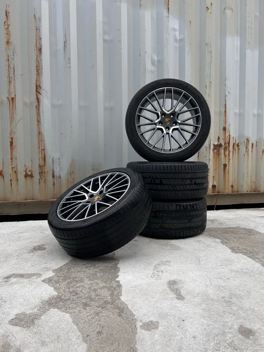 Genuine Porsche RS Spyder 21” Alloy Wheels - Image 1