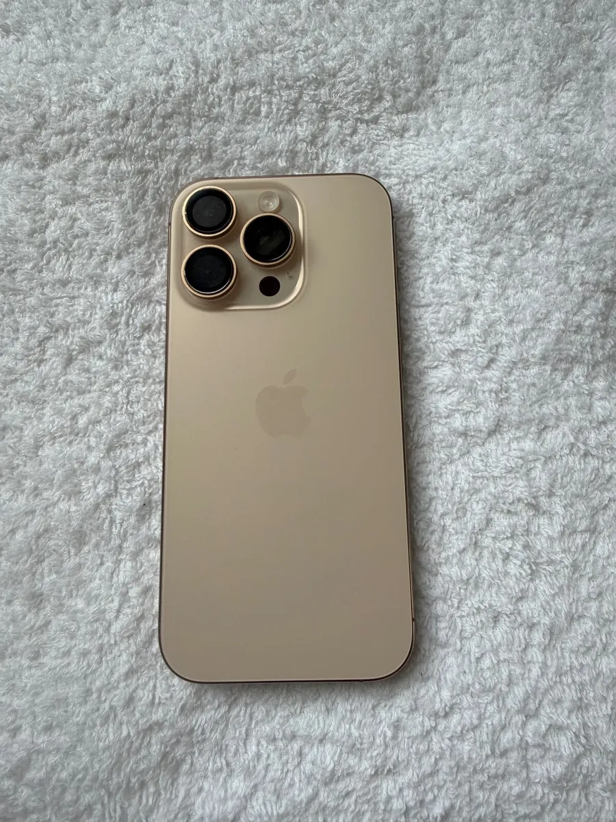 phone iPhone 16 pro - Image 2