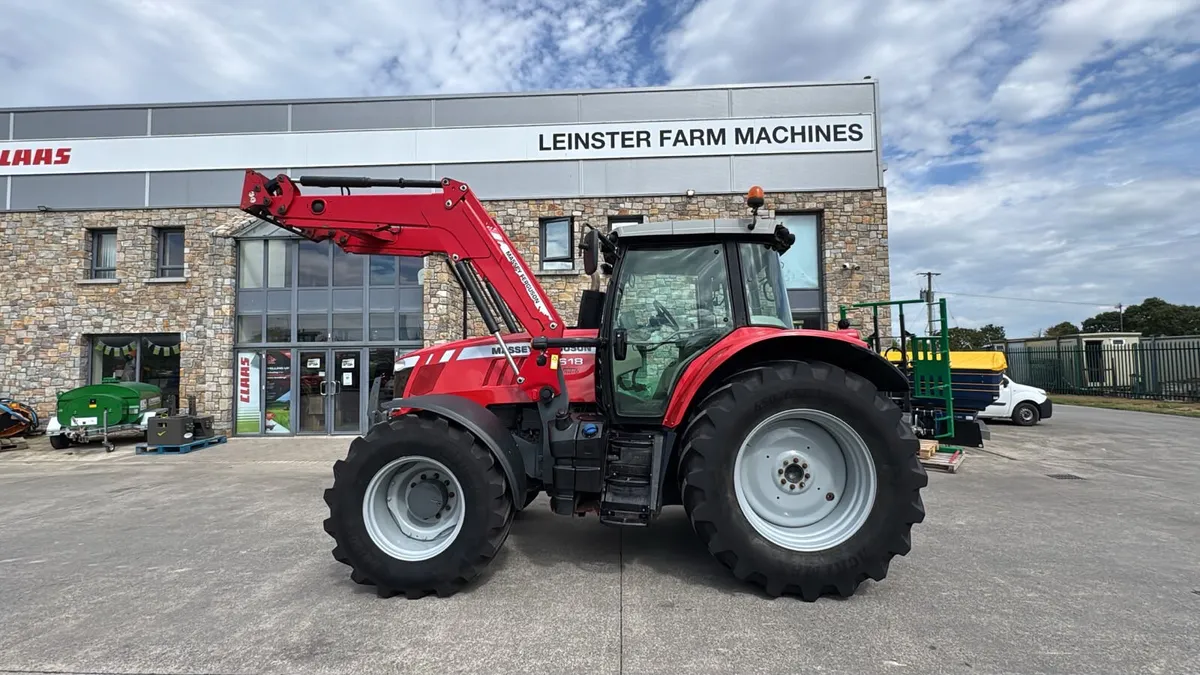 2015 Massey Ferguson 7618 with Loader - Image 1