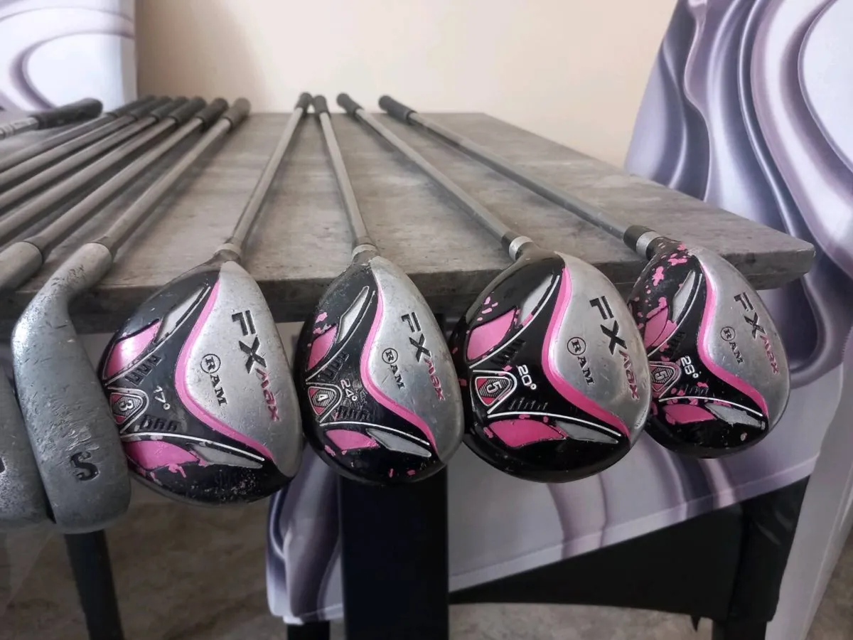 Ram lady's golf set . Left handed clubs. - Image 4