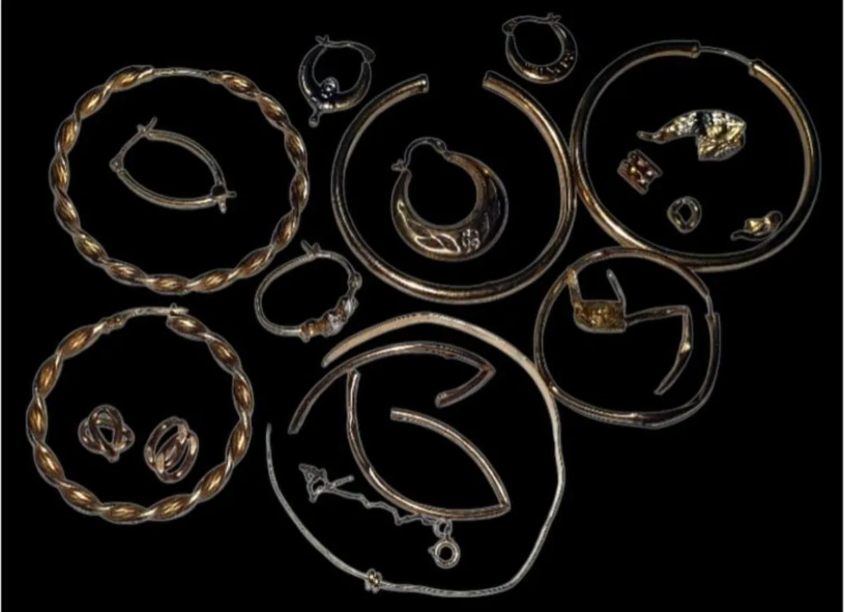 Scrap Gold Lot 14.7g – Assorted 9ct & 14ct - Image 2