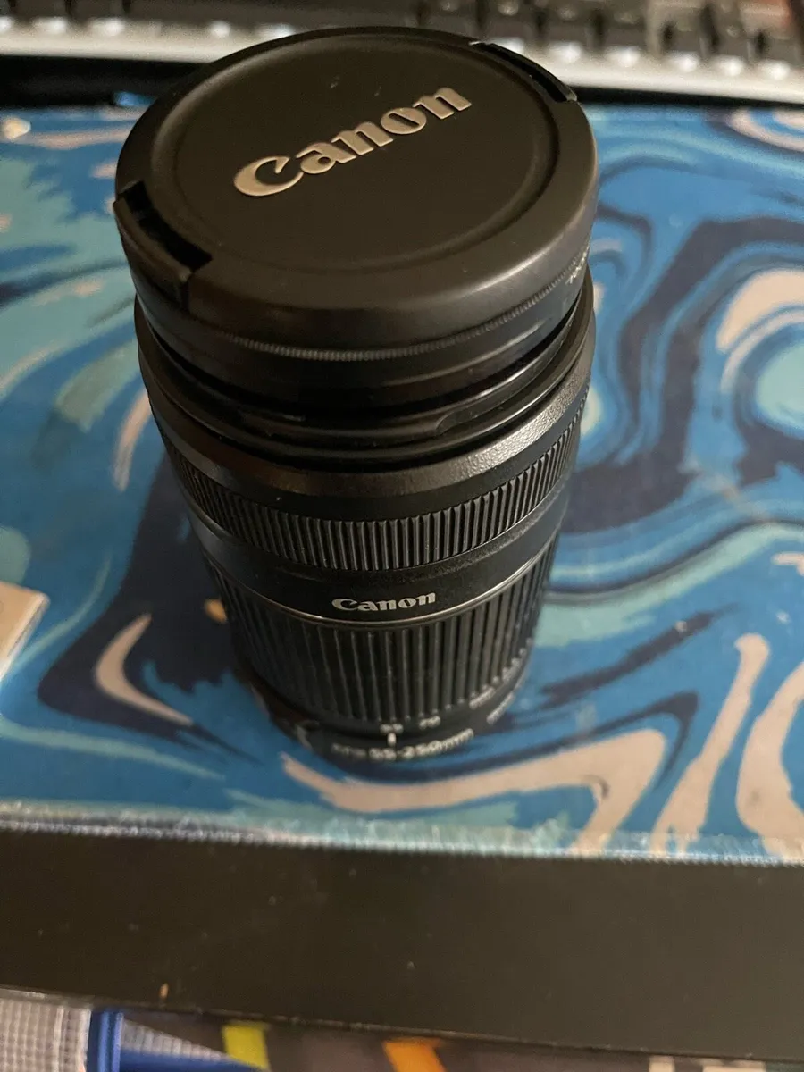 Canon EF-S 55-250mm f/4-5.6 IS II - Image 2