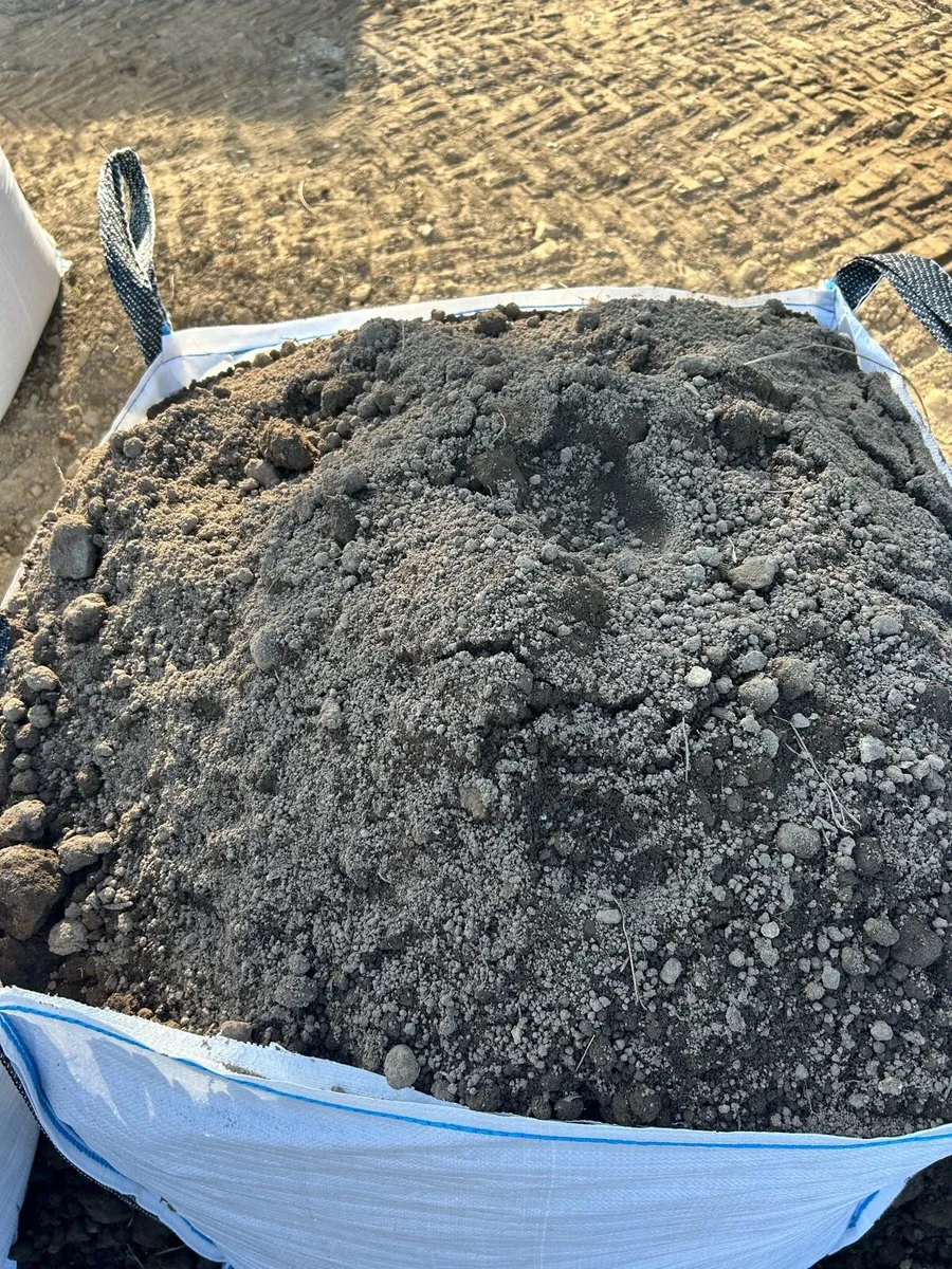 Farmyard Compost & Topsoil - Image 1