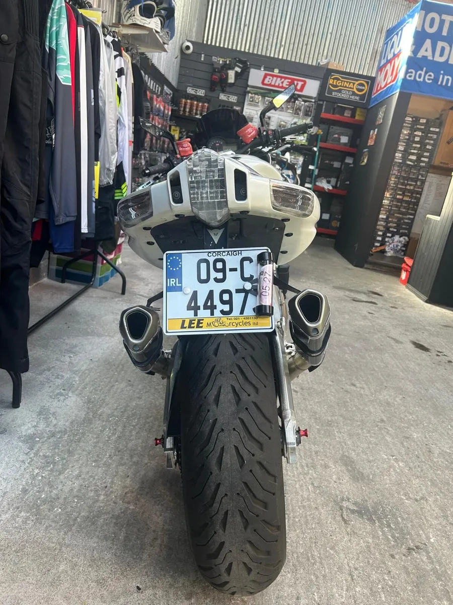 Aprilia tuono - Image 3