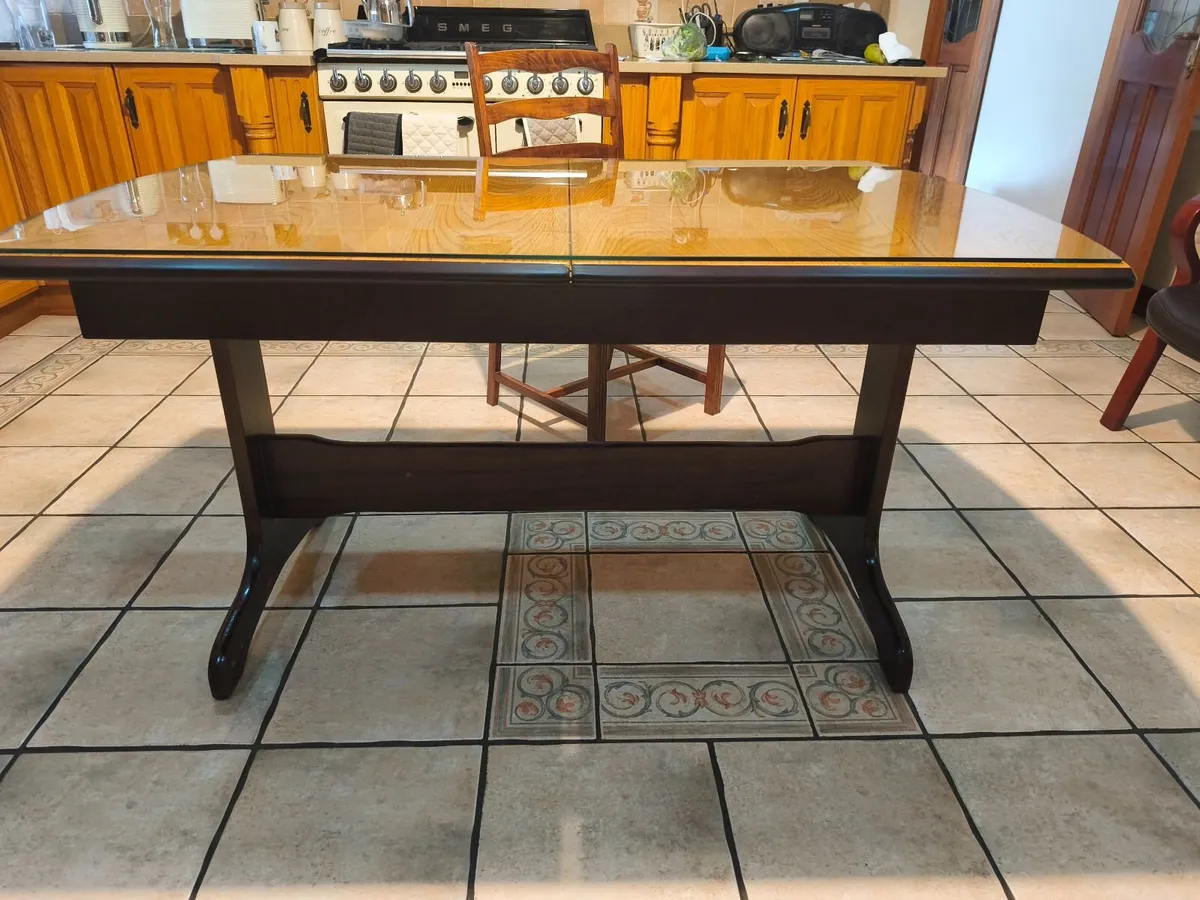 Dining table with glass top and four chairs - Image 4
