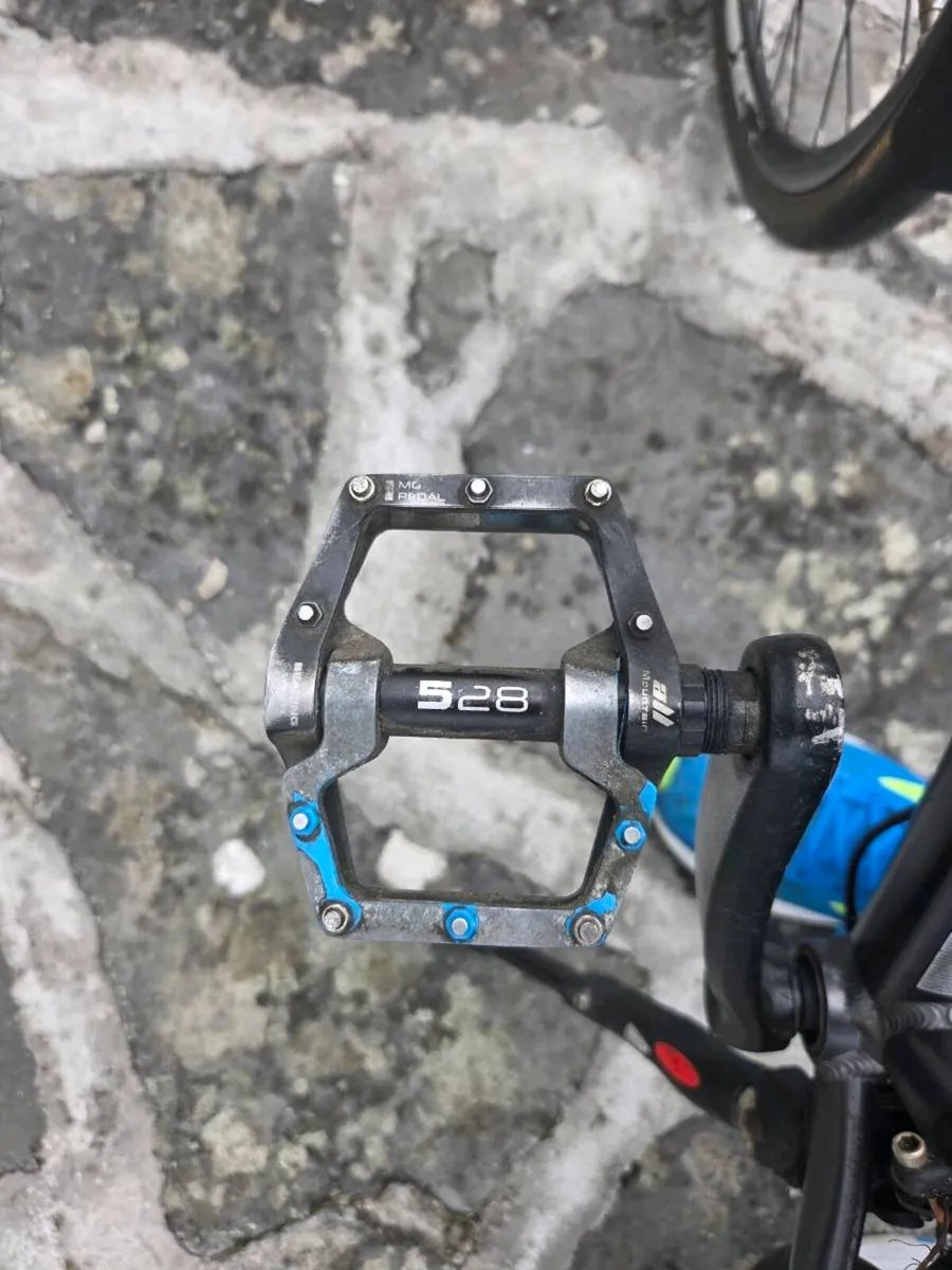 Giant escape Disc 2 Final  Price Drop - Image 2