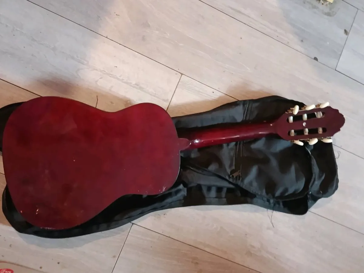 Startone CG guitar - Image 2