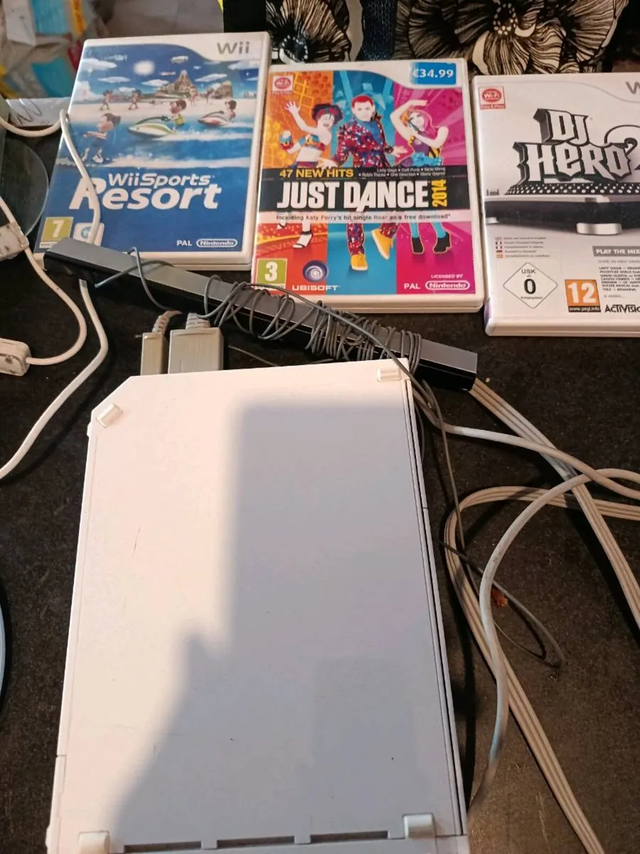 Wii RVL 001 - Image 2