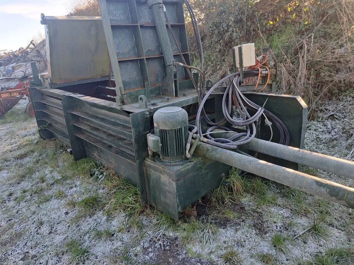 Industrial Balers - Image 3