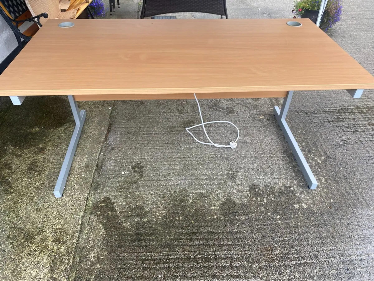 Office Desk Table - Image 1