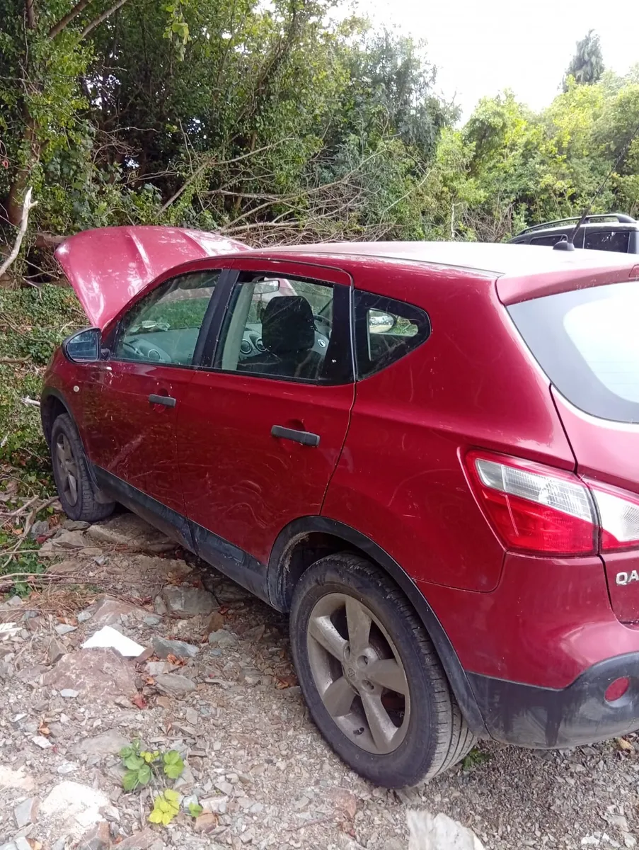 2012 nissan Qashqai parts 1.6 diesel - Image 3