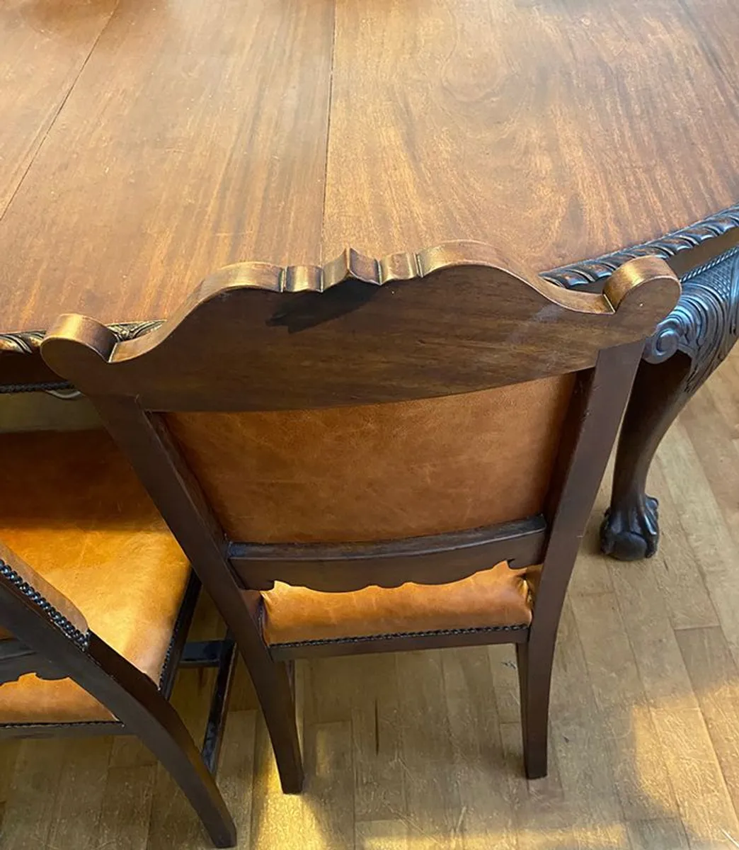 Dining room table & 6 chairs - Image 4