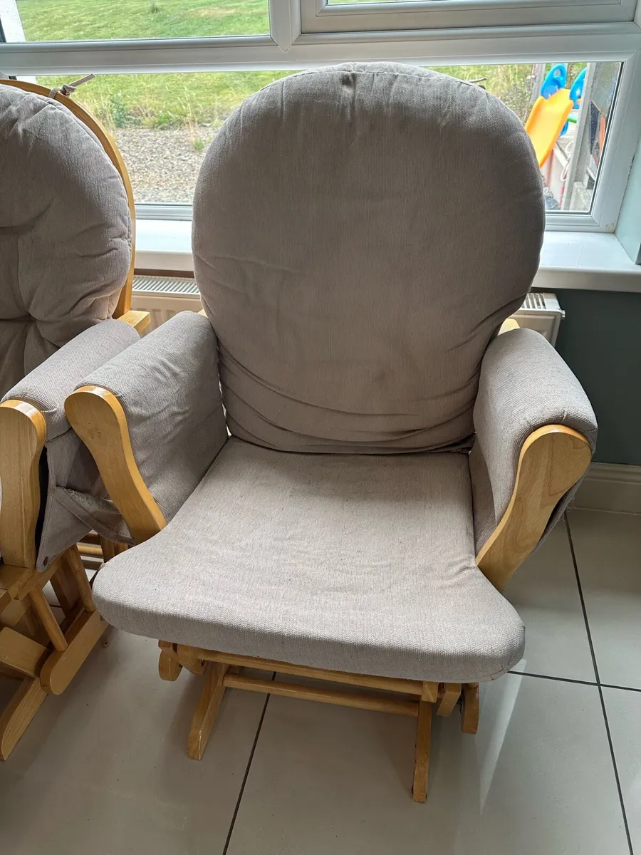 Nursery glider rocking chair