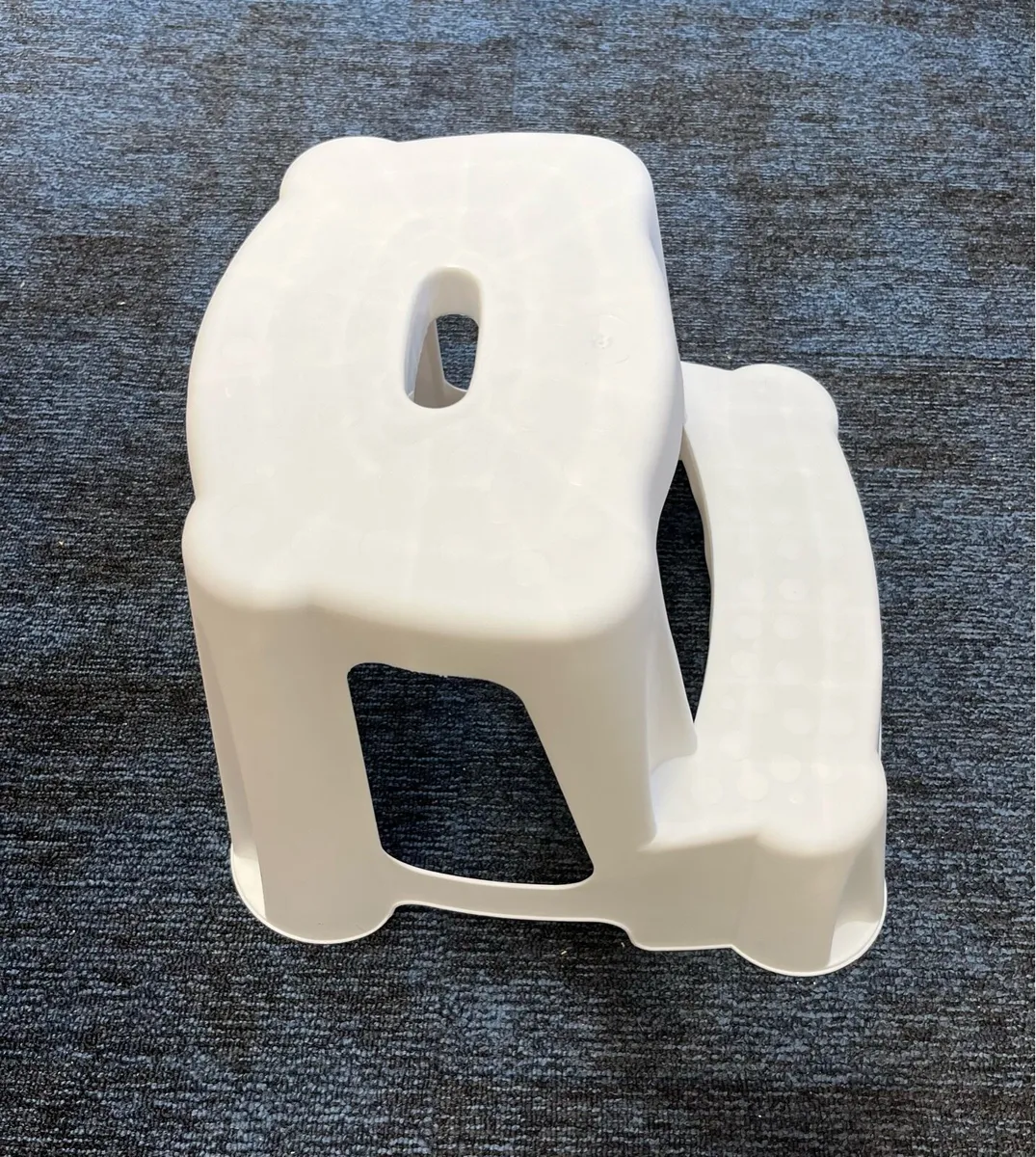 2 Step White Plastic Stool - Image 4