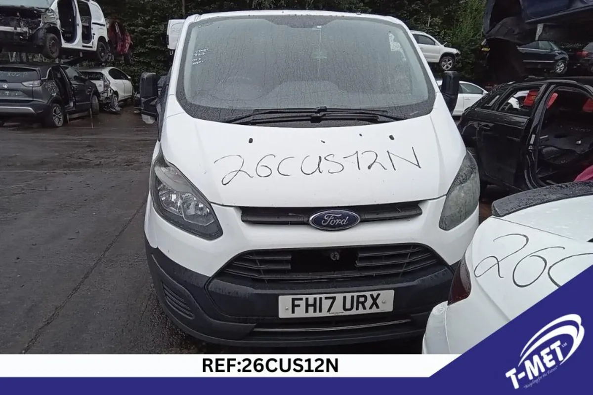 2017 FORD TRANSIT CUSTOM BREAKING FOR PARTS - Image 2