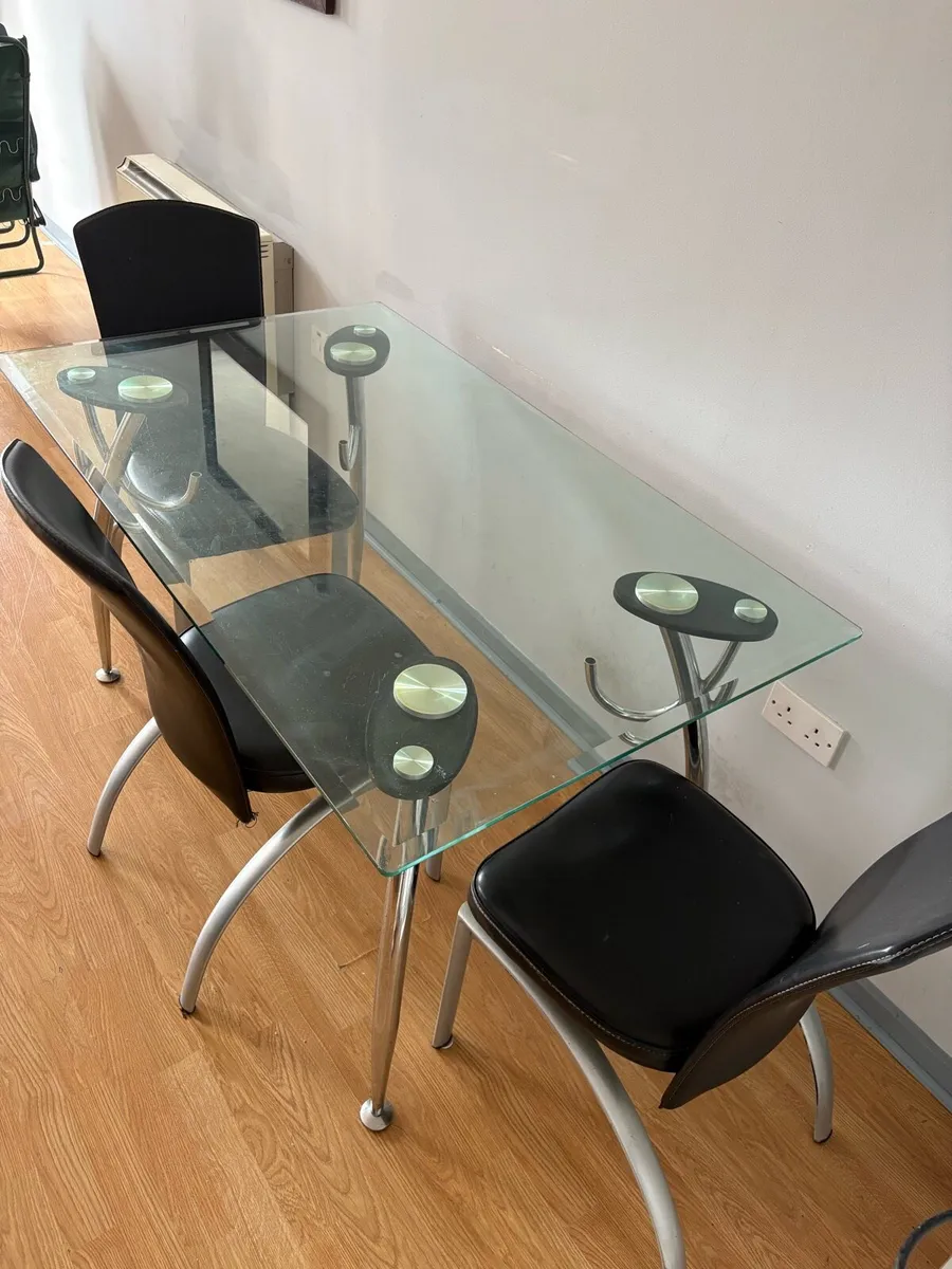Dining table with 3 leather chairs - Image 1