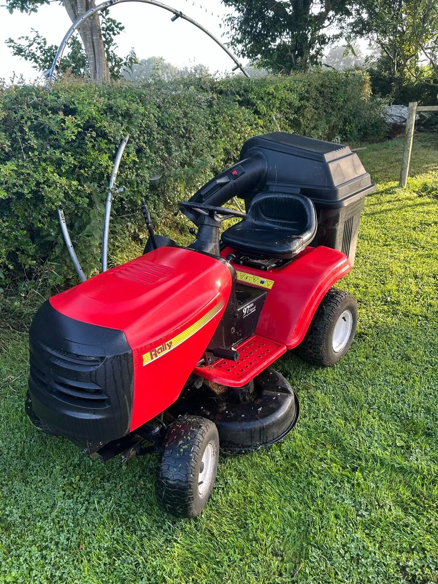 Ride on mower - Image 3