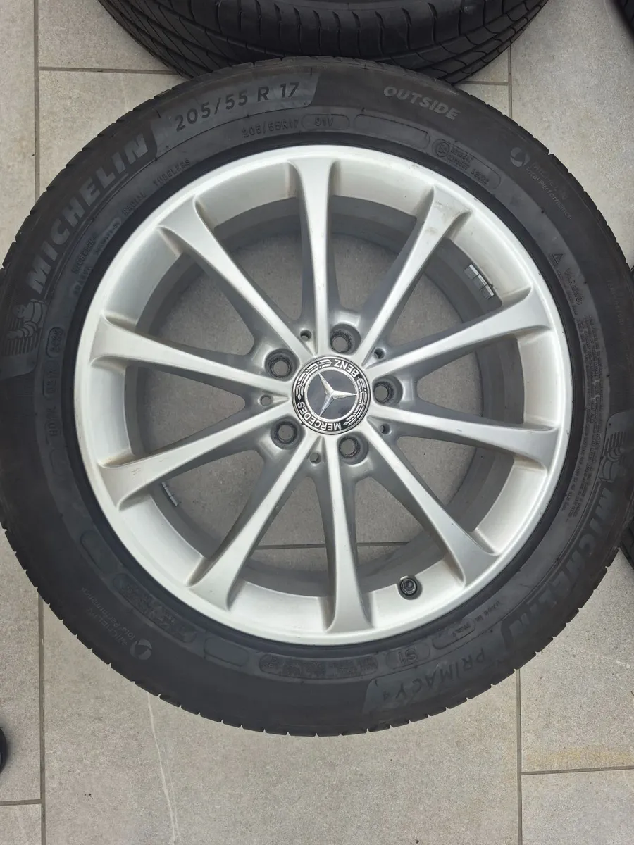 Mercedes alloys and tyres - Image 1