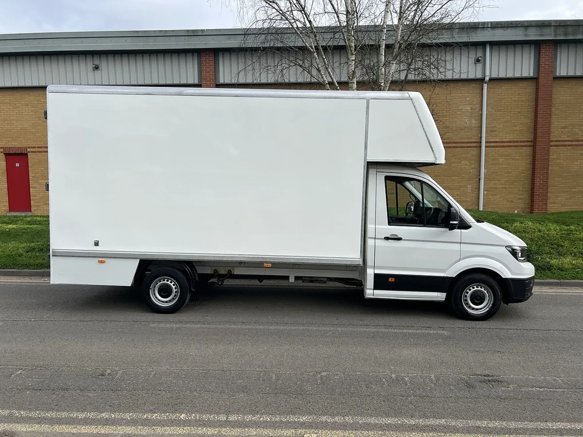 2019 Volkswagen Crafter Luton Box Van - Image 1
