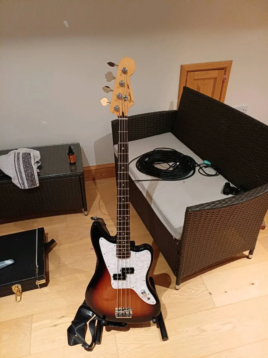 Fender Mark Hoppus Jag bass - Image 1