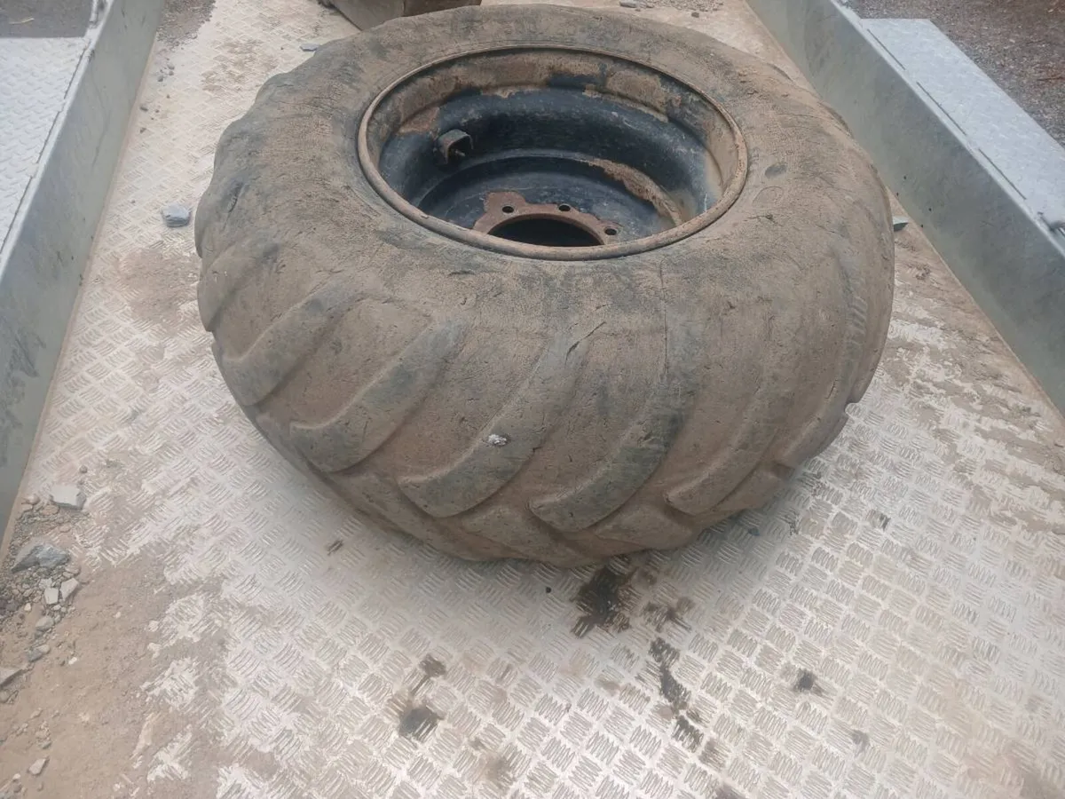 Thwaites 9 Tonne Dumper Wheel - Image 2
