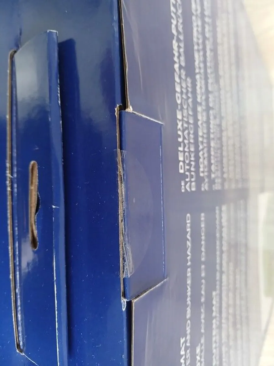 UNOPENED Slazenger Deluxe Hazard Putting Mat - Image 2