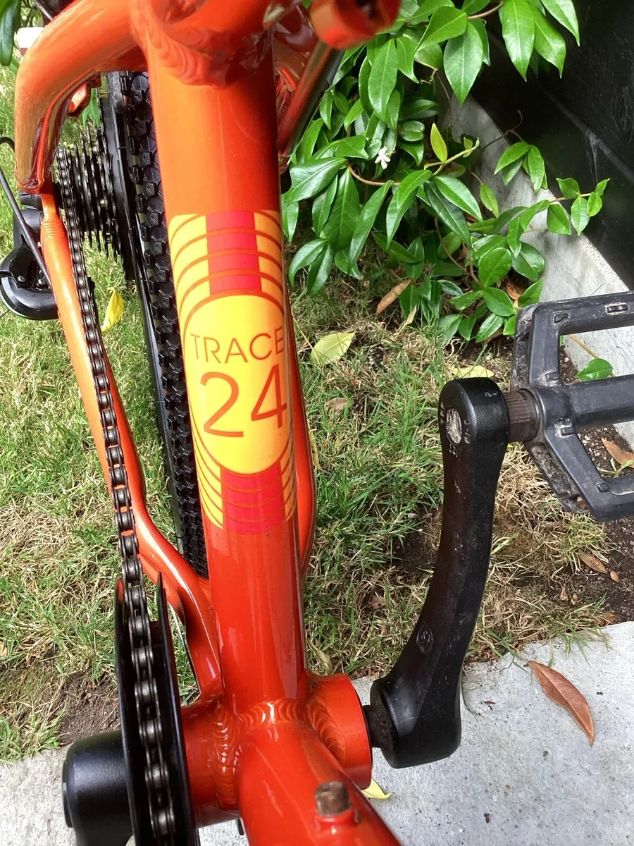 SHOWROOM CONDITION 24” - Image 2