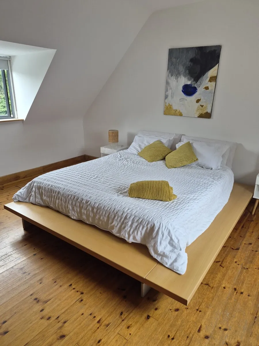Ligne Rose Bedframe and Mattress - Image 3