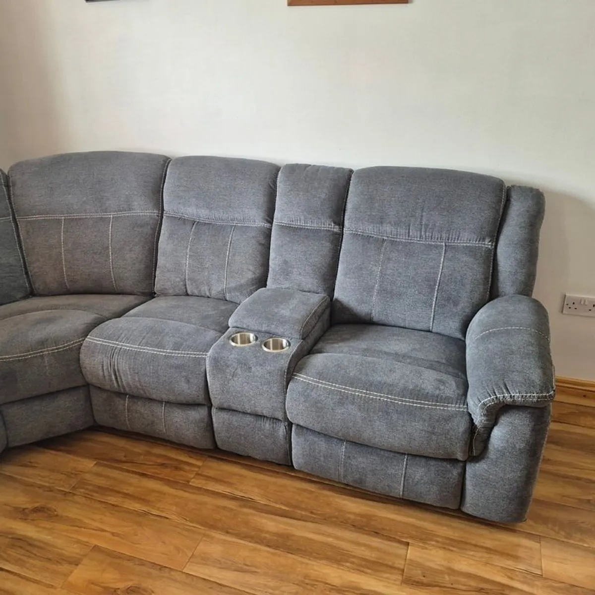 L shaped couch - Image 4