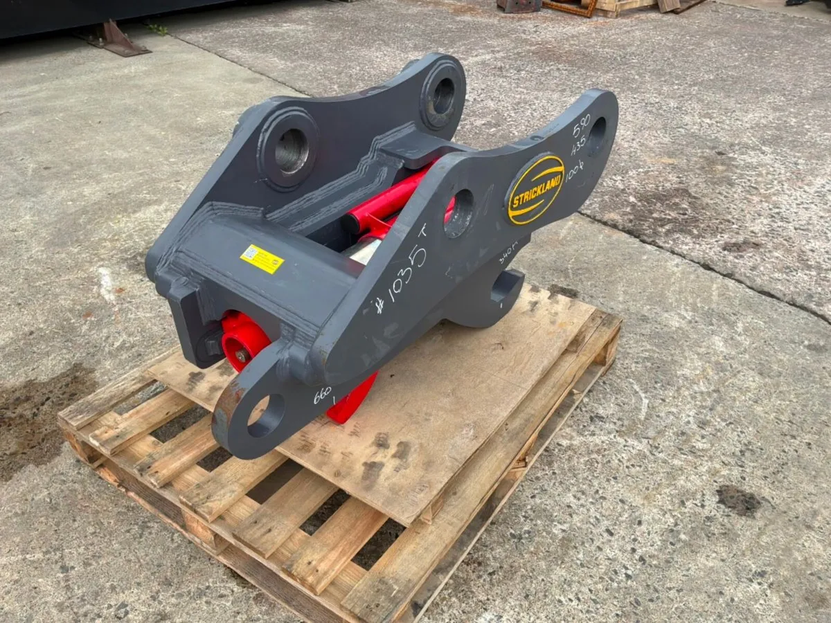 New / unused Strickland quick hitch...100mm pins.. - Image 3