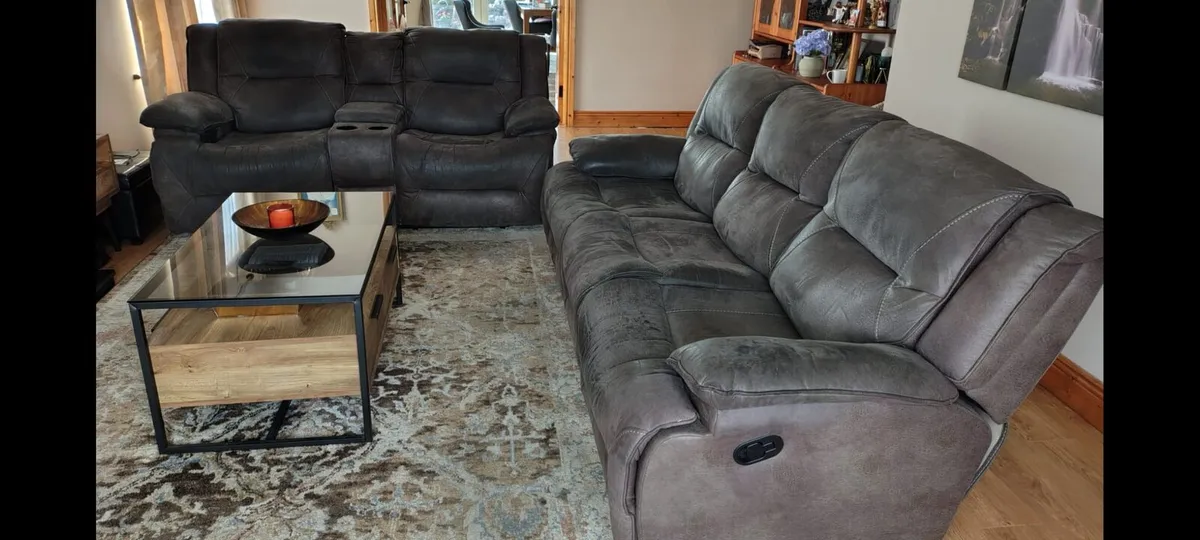 2+3 piece recliner - Image 1