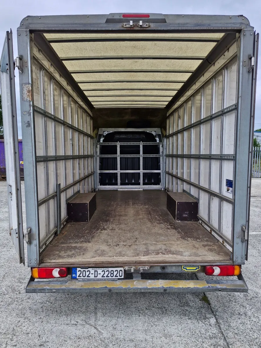 Renault Master 2020 - Image 2