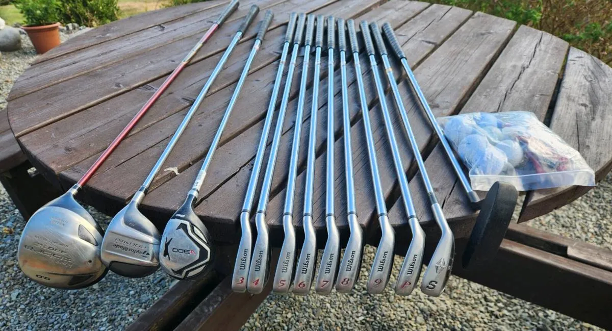 Gents set:  3 woods, 9 irons, bag and putter. - Image 4