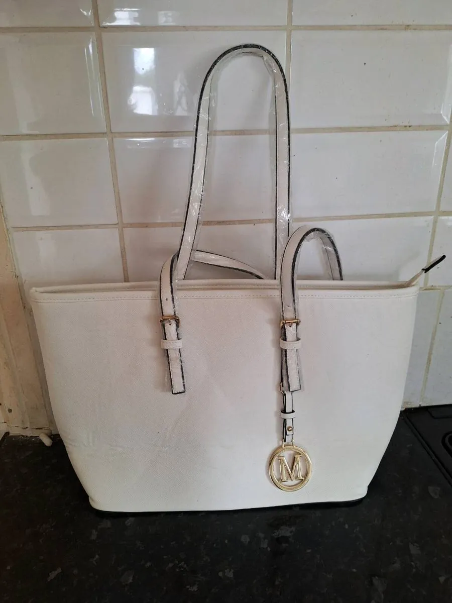 Lovely white handbag