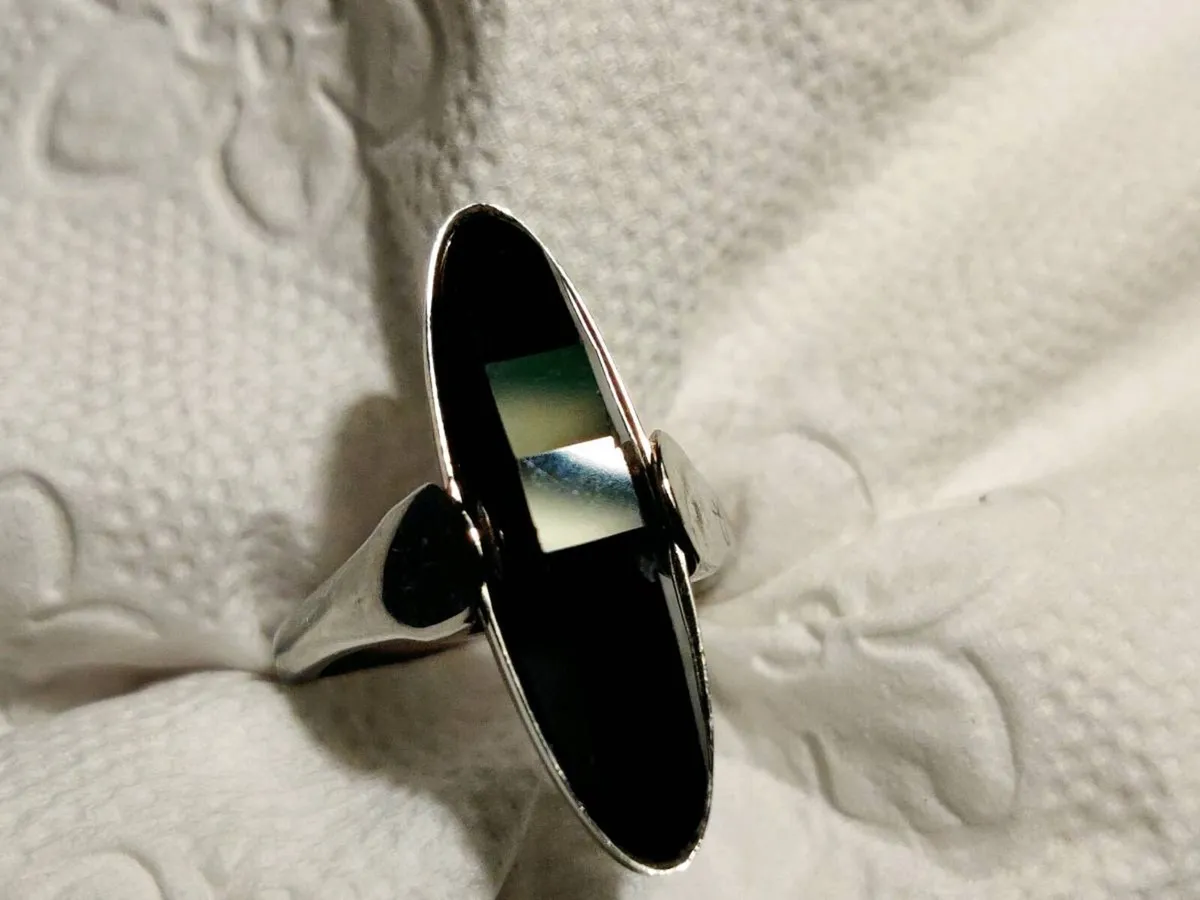 CALVIN KLEIN, New Real Black Onyx Unisex Ring ! - Image 3