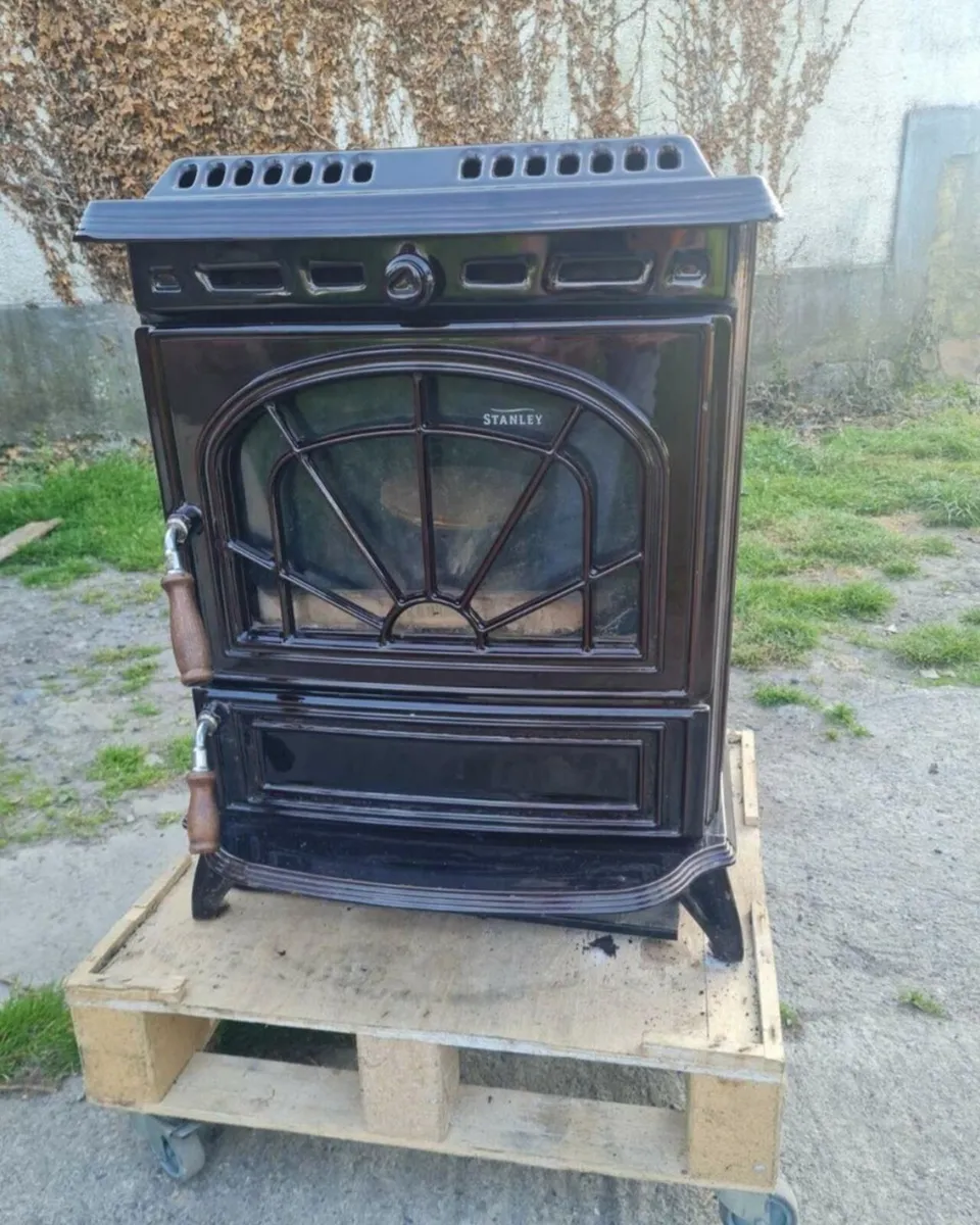 Stanley Erin Stove - Image 1