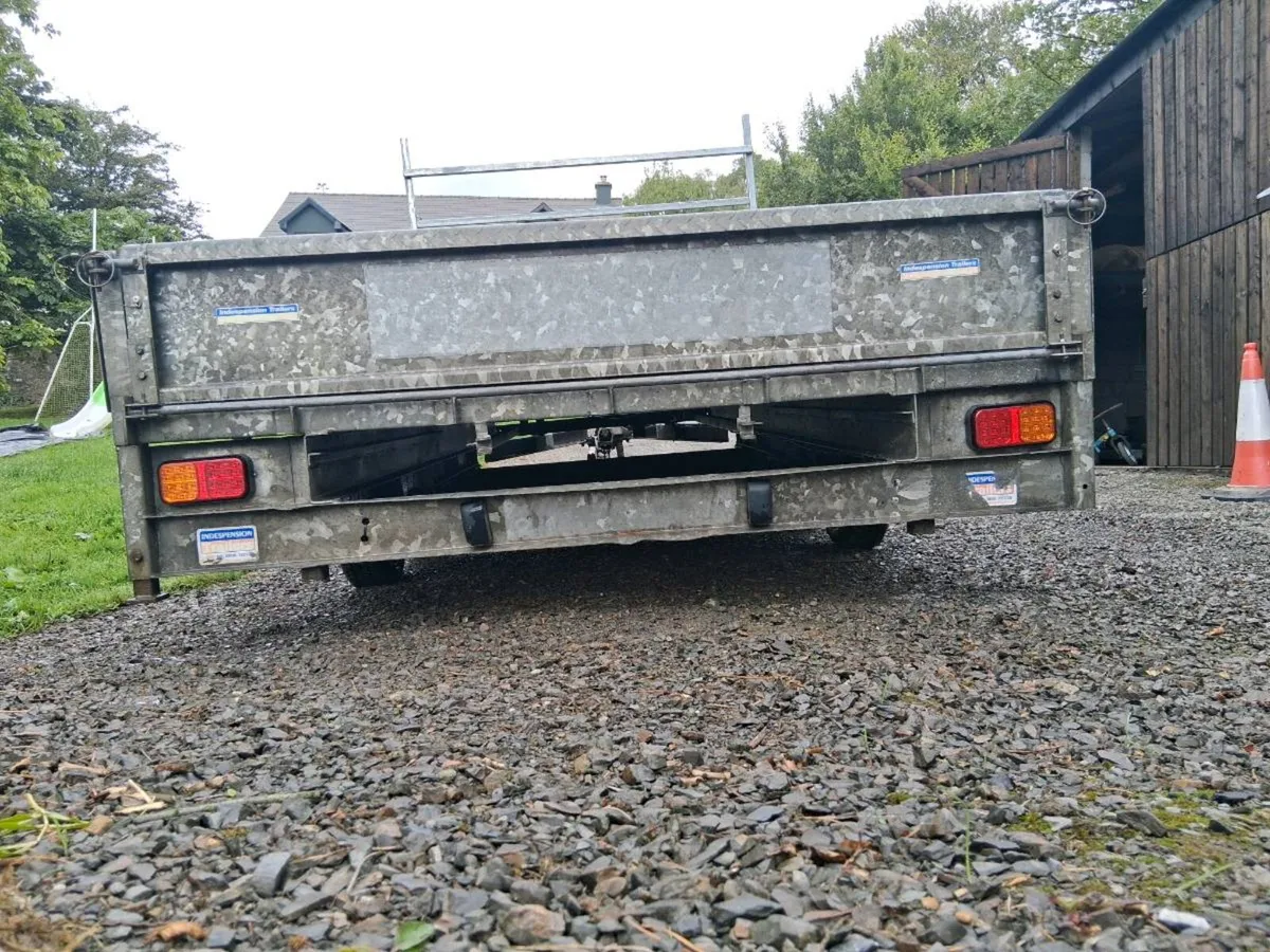Trailer - Image 4