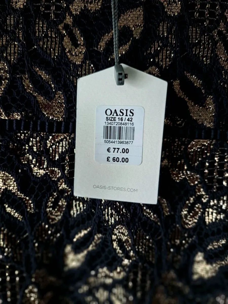 Oasis black and gold lace dress - Image 2