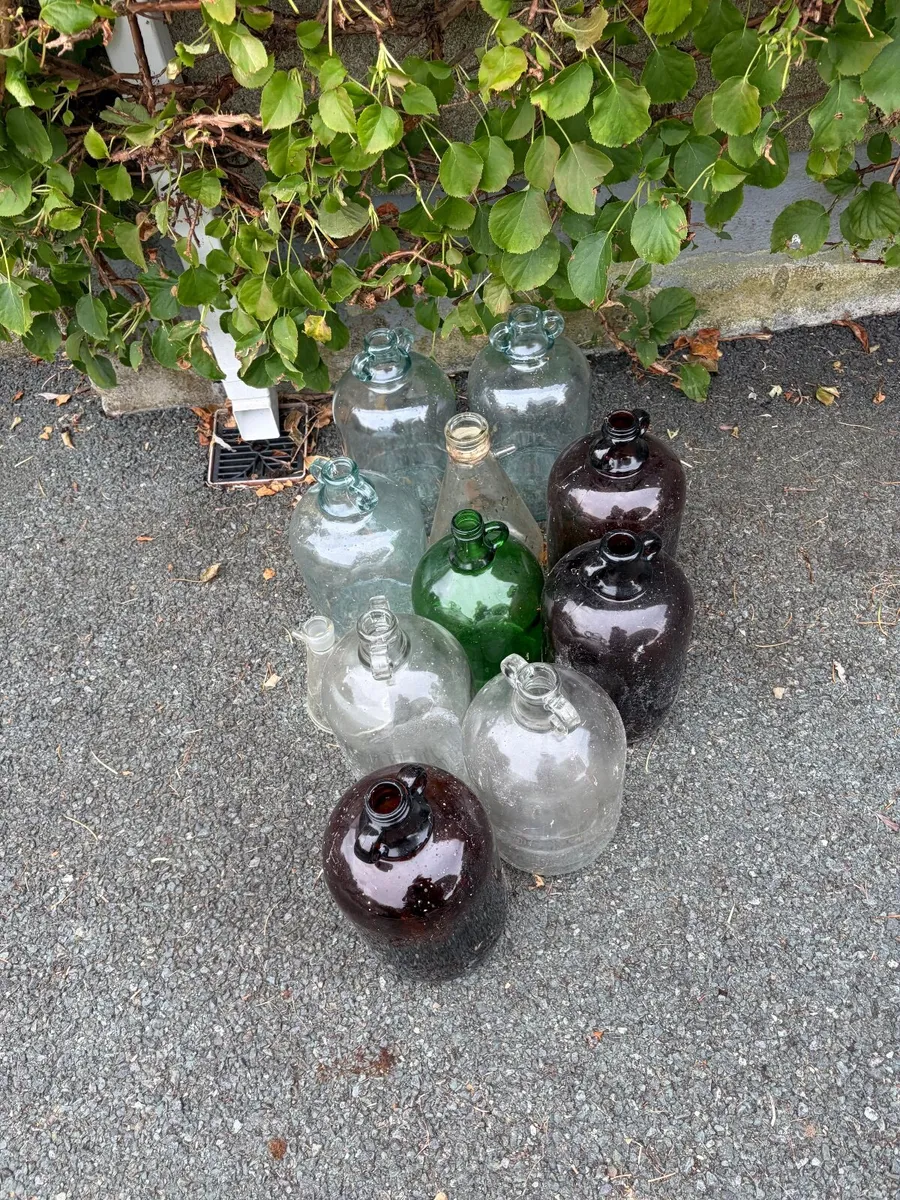 Glass containers - Image 1