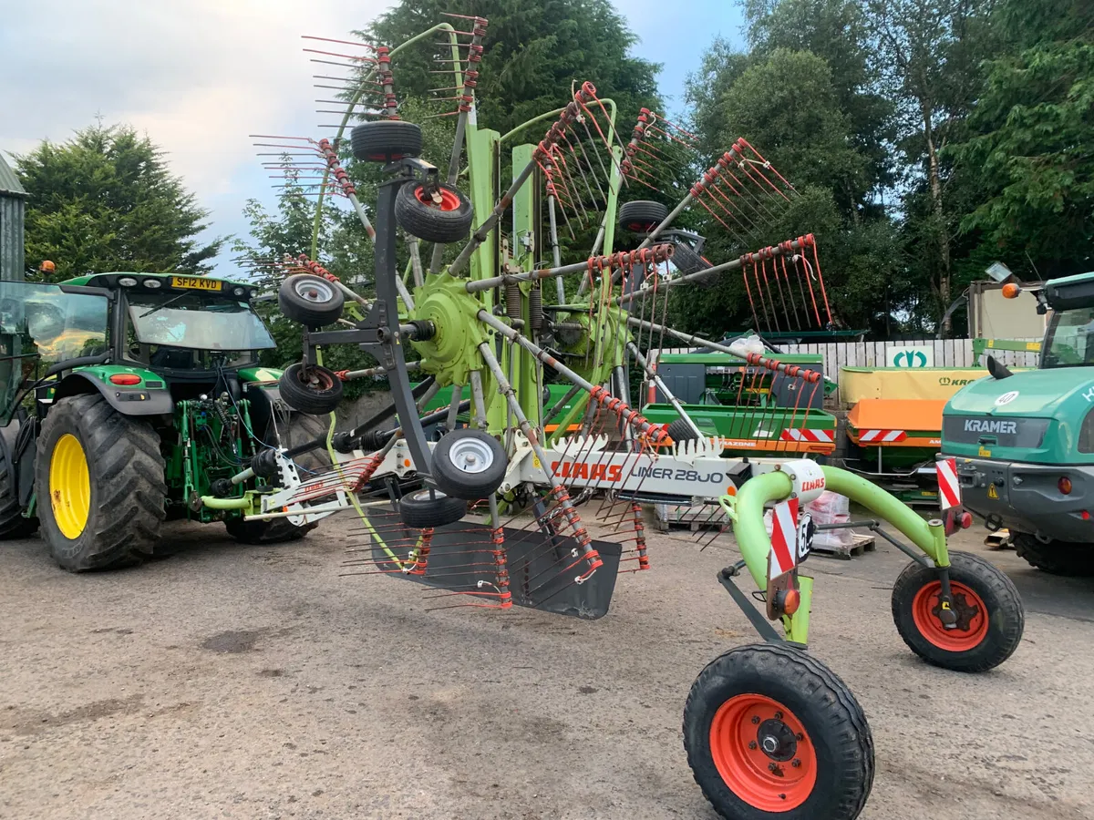 Claas 2800 rake - Image 1