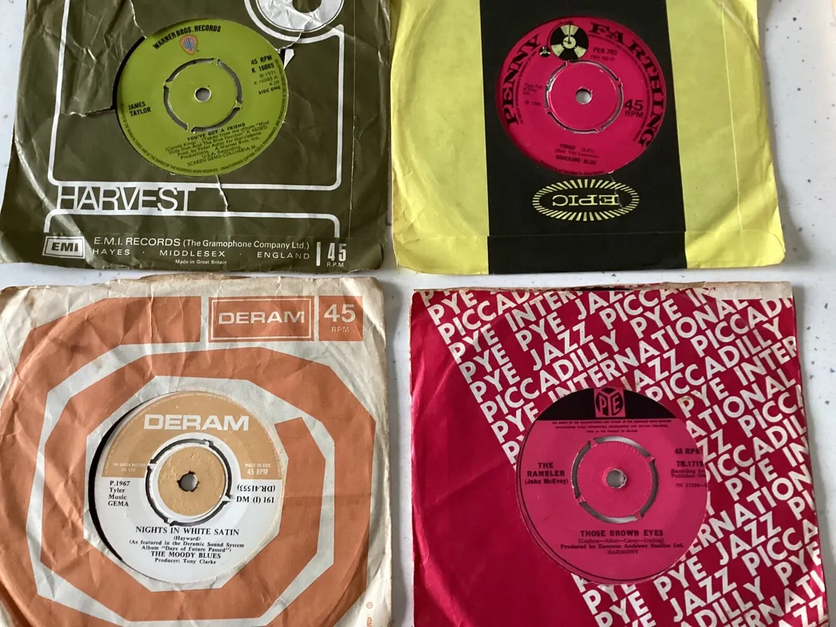 12 Original Vinyl 45s - Image 2