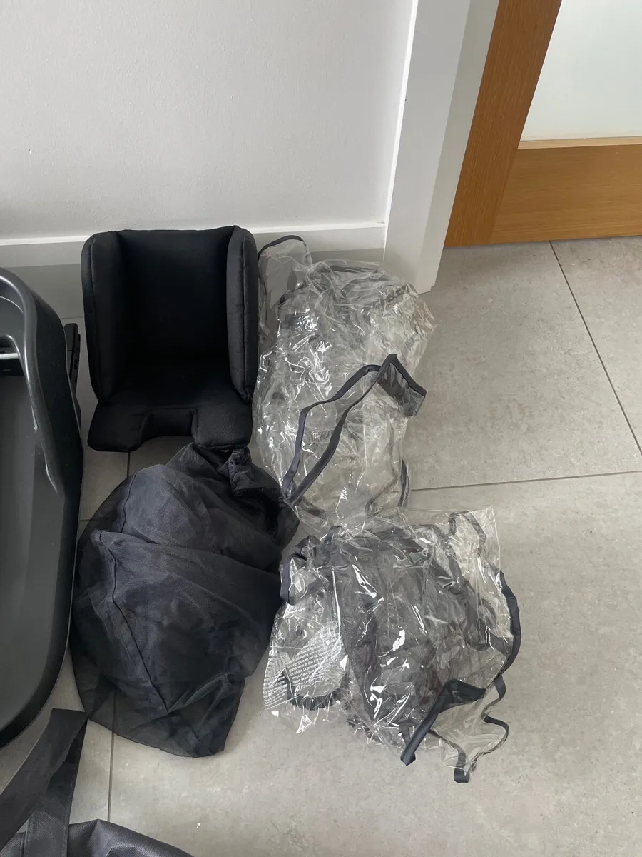 Uppababy pram, buggy and travel system - Image 4